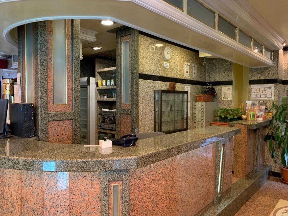 California Hotel ソフィア エクステリア 写真